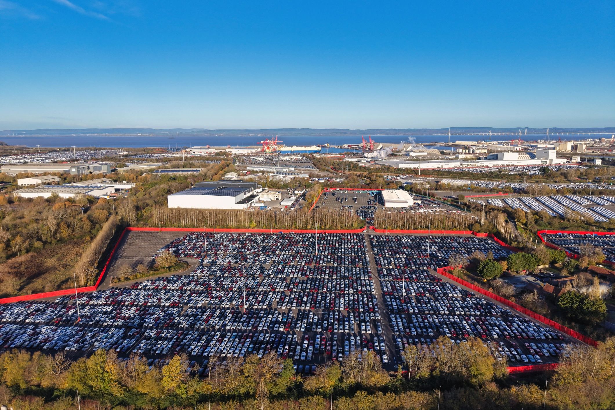 Large vehicle storage and inspection area for export inventory